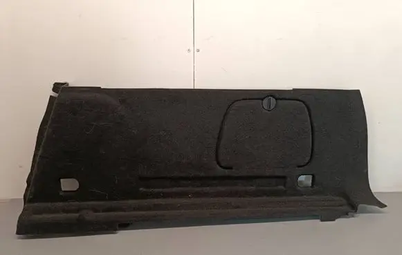 Trunk/boot lower side trim panel
