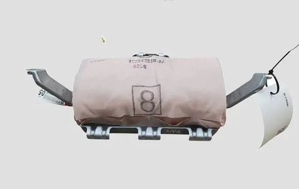 Toyota Yaris Passenger airbag 0589P100253