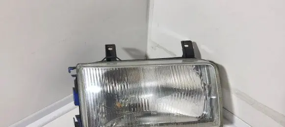 Volkswagen Transporter - Caravelle T4 Headlight/headlamp 7R014438 37000 213637