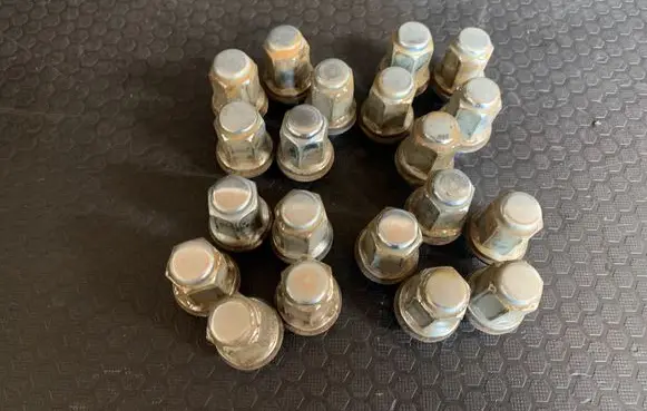 Lexus RX 330 - 350 - 400H Nuts/bolts 