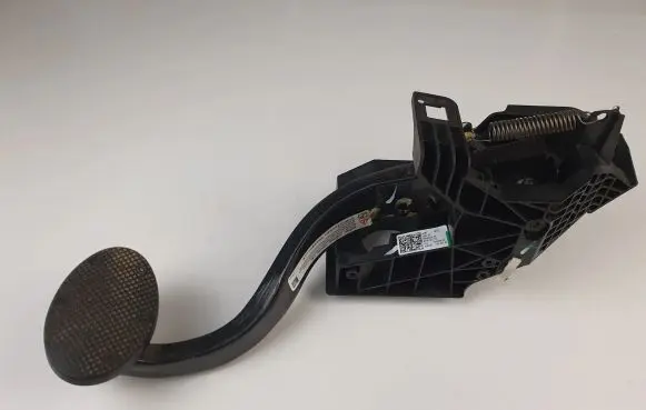 Mini One - Cooper F56 F55 Brake pedal 6854629