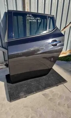 Nissan Leaf II (ZE1) Rear door 