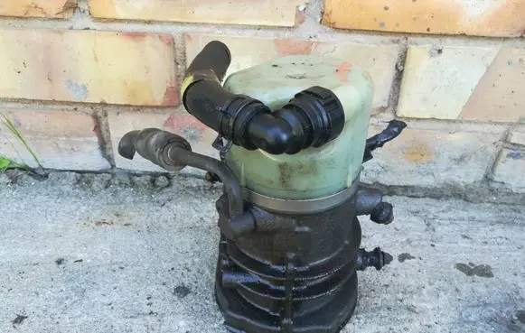 Ford S-MAX Power steering pump
