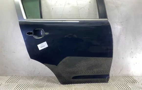 KIA Sportage Rear door