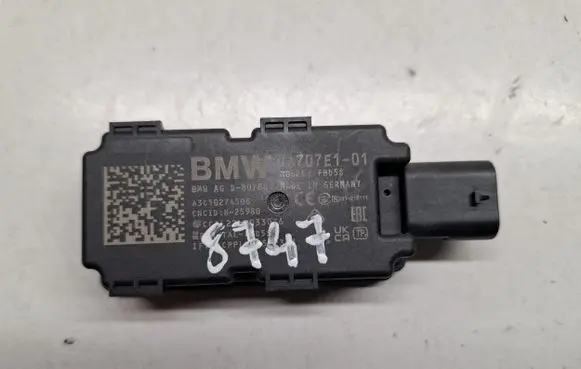 Antenna control unit