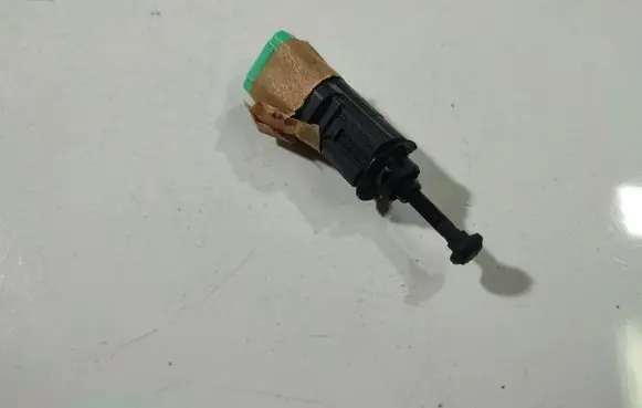 Peugeot 207 Brake pedal sensor switch 95835T02