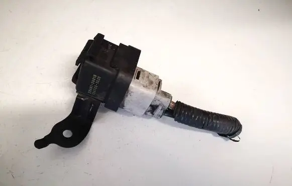 Lexus IS 220D-250-350 Glow plug pre-heat relay 2861067010