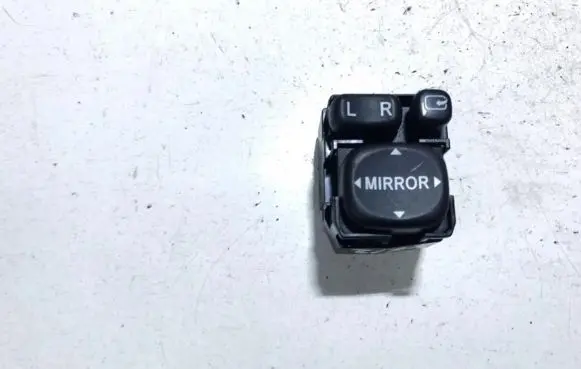 Toyota Avensis T250 Wing mirror switch 183575