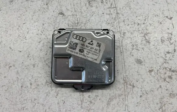 Audi A5 Headlight ballast module Xenon 4M0907397AD 01155201AD