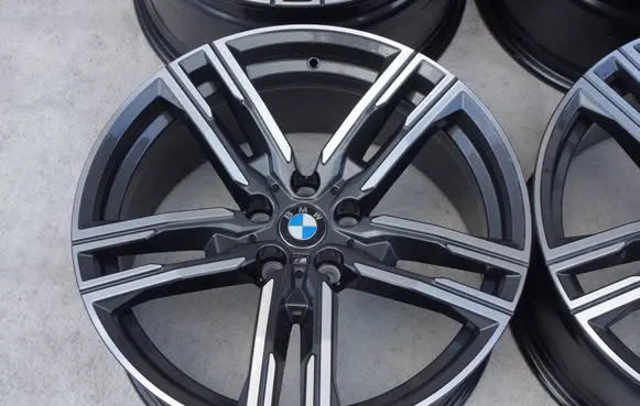BMW 8 G16 R19 alloy rim 8090019
