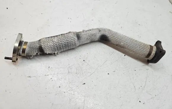 EGR valve line/pipe/hose