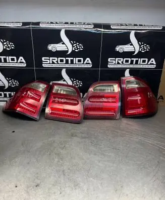 Mercedes-Benz E W210 Rear/tail lights set 