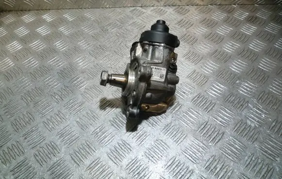 Volkswagen PASSAT B7 Fuel injection high pressure pump 0445010537 09140414 04L130755D