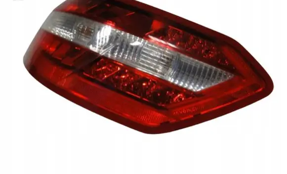 Mercedes-Benz E W212 Rear/tail lights A2129066701