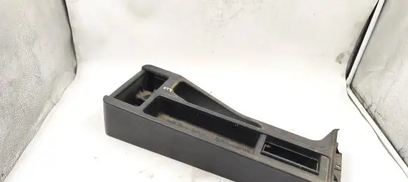 BMW 3 E36 Center console 8161789