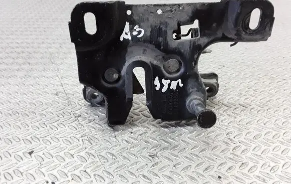 Audi A3 S3 8L Engine bonnet/hood lock/catch 8L0823509