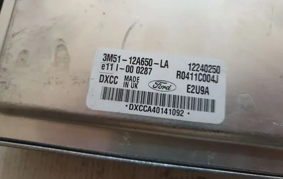 Ford Focus Engine control unit/module 3M5112A650LA R0411C004J 12240250
