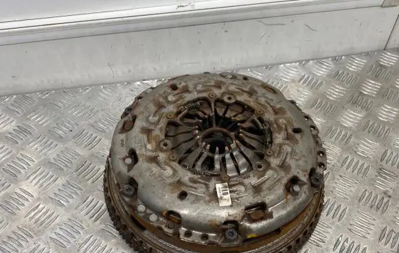 Volvo V40 Clutch set kit 31437169 3T437170