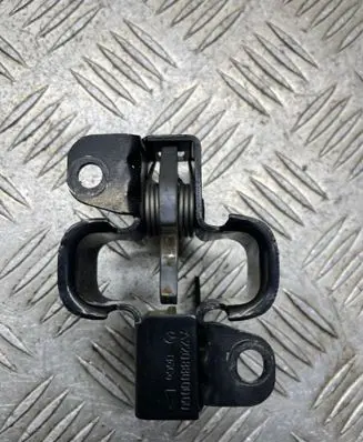 Engine bonnet/hood lock/catch
