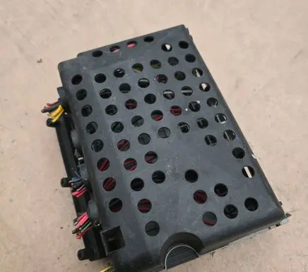Opel Zafira A Fuse box set 90583459