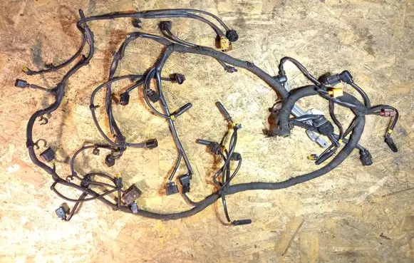 Volkswagen Touareg II Engine installation wiring loom