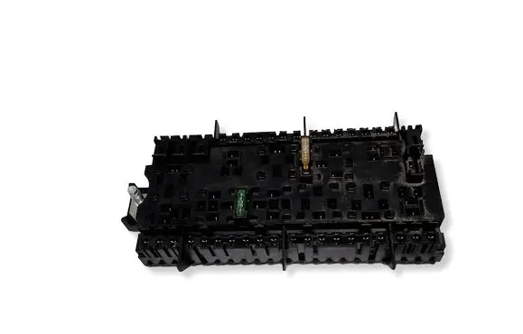 Mercedes-Benz Vito Viano W447 Fuse module A2469067100