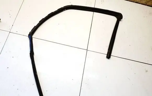 Nissan Juke I F15 Rubber seal front coupe door 80331ba60a