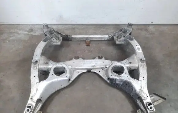 BMW 5 F10 F11 Front subframe 6796692