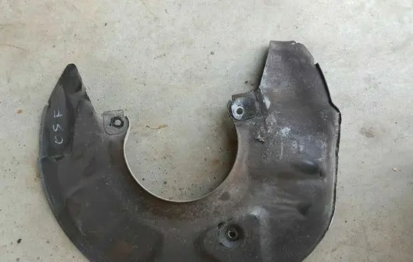 Volkswagen Transporter - Caravelle T5 Front brake disc dust cover plate 7E0615312B
