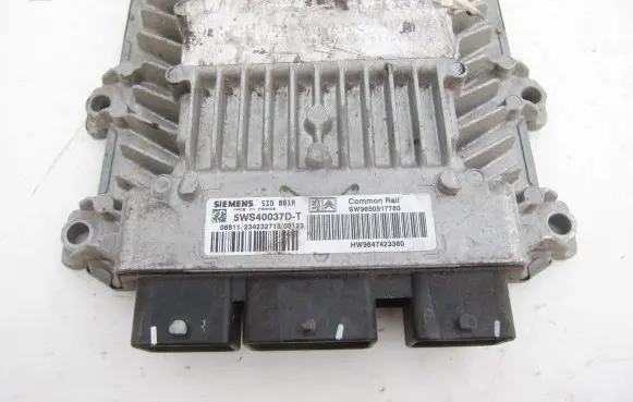 Peugeot 406 Engine control unit/module 9650517780 5WS40037D