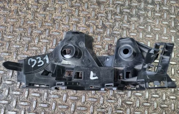 Volkswagen Arteon Rear bumper mounting bracket 3G8807483