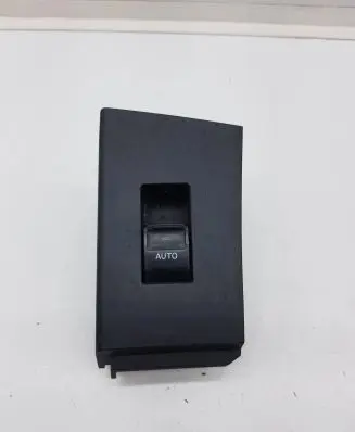 Toyota Auris E180 Electric window control switch 7427102630