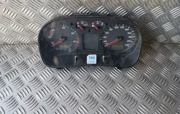 Volkswagen Golf IV Speedometer (instrument cluster) 1J0919880D