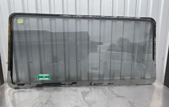 Iveco Daily 4th gen Rear side window 