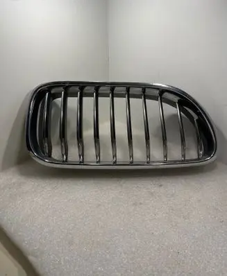BMW 6 F06 Gran coupe Front bumper upper radiator grill 7212850 10627110