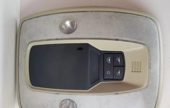 Volvo XC60 Front seat light 39806307