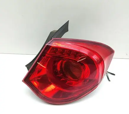 Alfa Romeo Giulietta Rear/tail lights 50513612 02041099900010