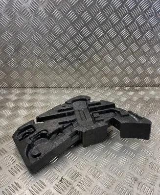 Audi Q7 4L Tool set 4L0011075
