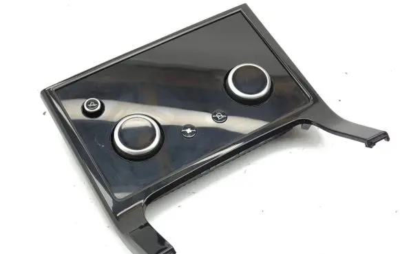 Land Rover Evoque II Climate control unit K8D213D734CD 20013001FW06 31103118