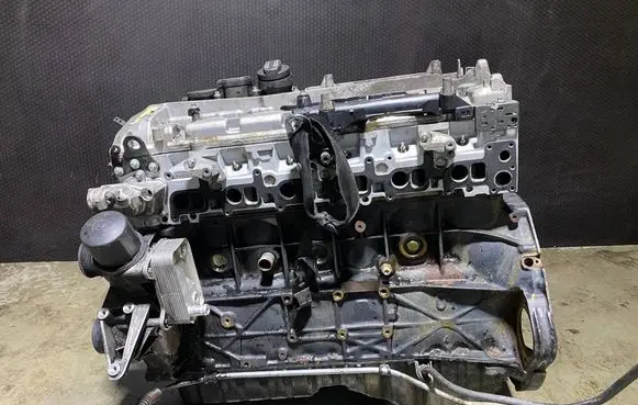 Mercedes-Benz E W211 Engine 6130110101