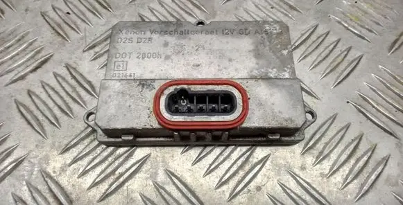 Mercedes-Benz E W211 Headlight ballast module Xenon 5DV00829000