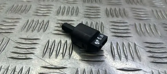 Toyota Avensis T270 Sensor 3103D5D