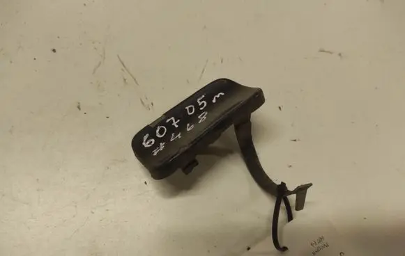 Rear bumper row hook cap/cover