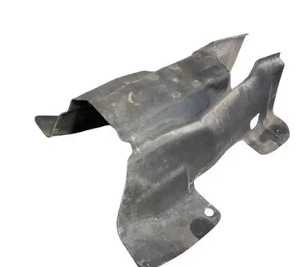 Ford Mustang VI Exhaust heat shield FR3Z6311130A