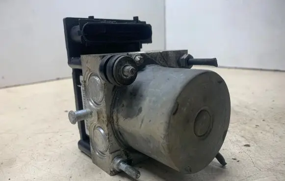 Peugeot 307 ABS Pump 9657352780 87APD51140830