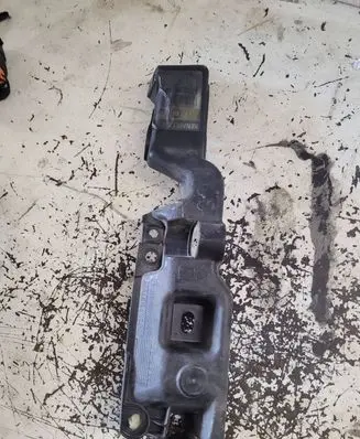 Renault Scenic III - Grand scenic III Front bumper mounting bracket 631236764R