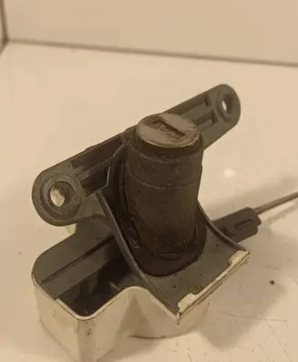 Audi A3 S3 8L Tailgate exterior lock 8d9827573a