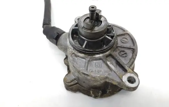 Vacuum pump