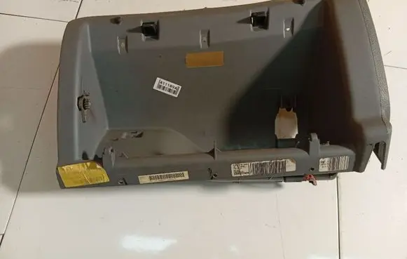 Opel Astra G Glove box 9616630777