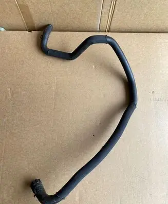 Jaguar XJ X351 Engine coolant pipe/hose
